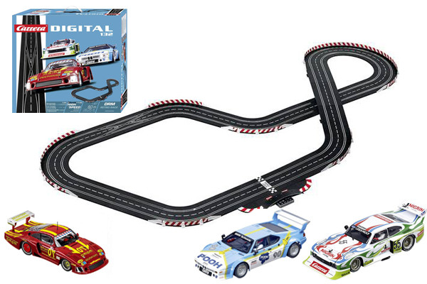Carrera Digital 132 DRM Retro Race.