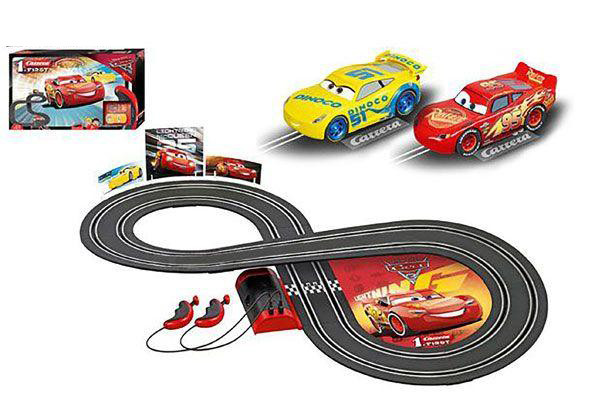 Cars 3 Racebaan 490 cm | Lightning tegen Cruz | vanaf 3 jr Cars 3 Racebaan 490 cm | Finish First met looping | vanaf 6 jr