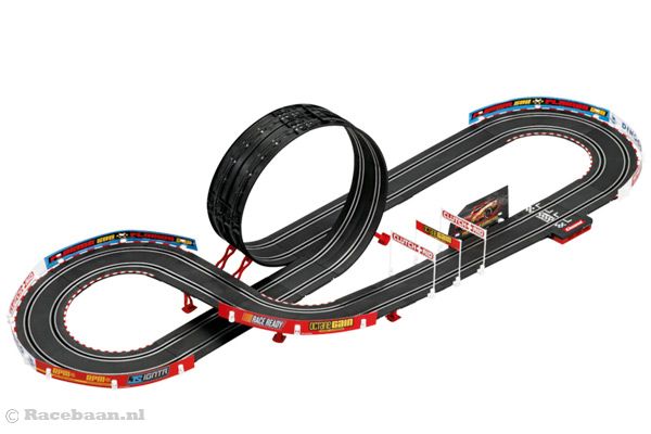 Cars 3 Racebaan 490 cm | Finish First met looping | vanaf 6 jr Cars 3 Racebaan 490 cm | Finish First met looping | vanaf 6 jr